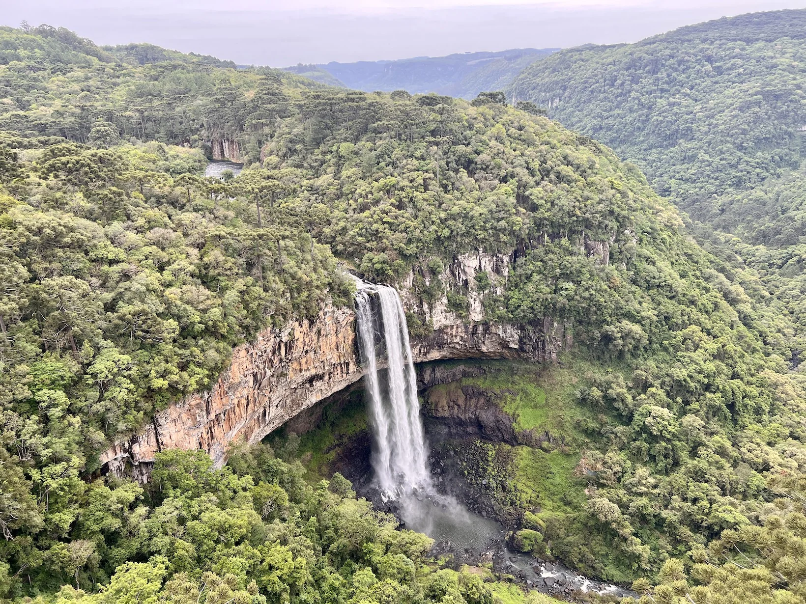Cascata do Caracol em Canela vista do alto na Serra Gaúcha